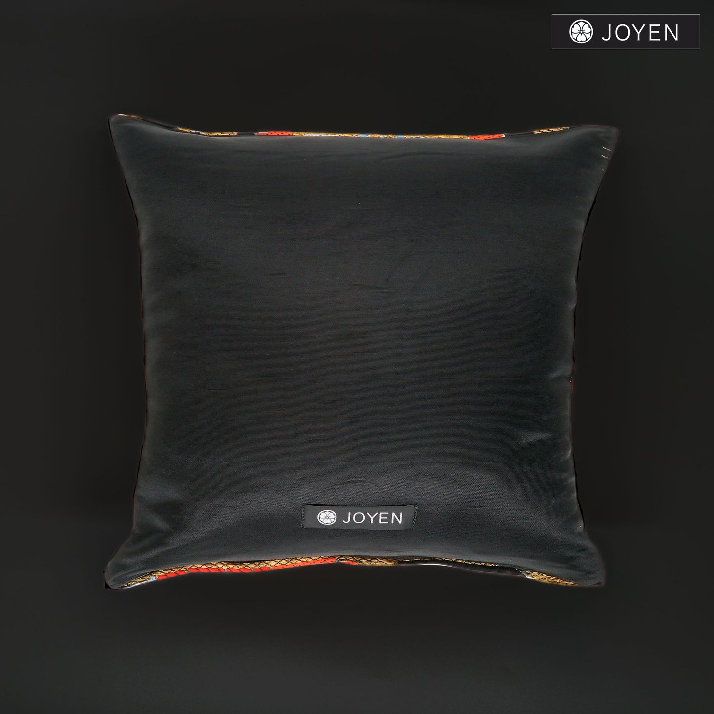 Cushion 30cmx30cm 0117