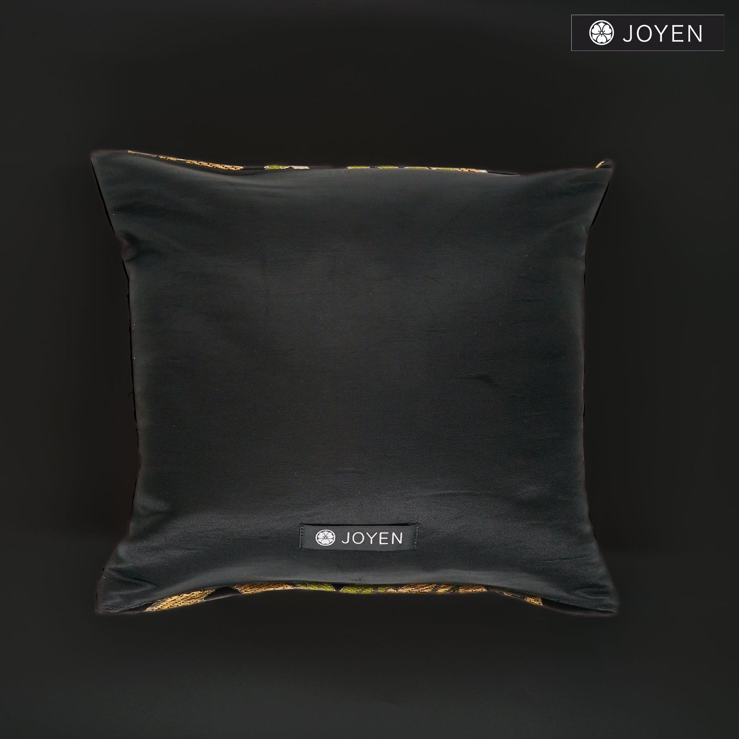 Cushion 30cmx30cm 0118