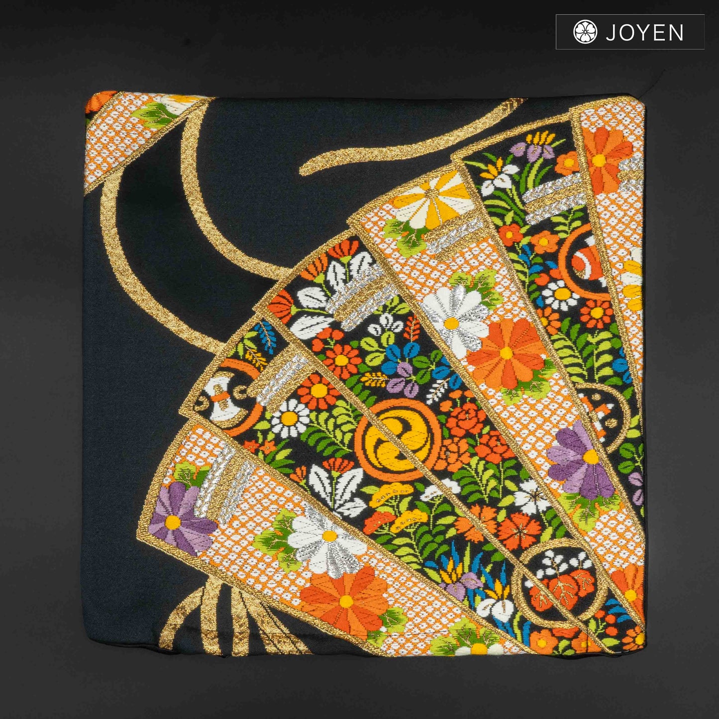 クッション 0479