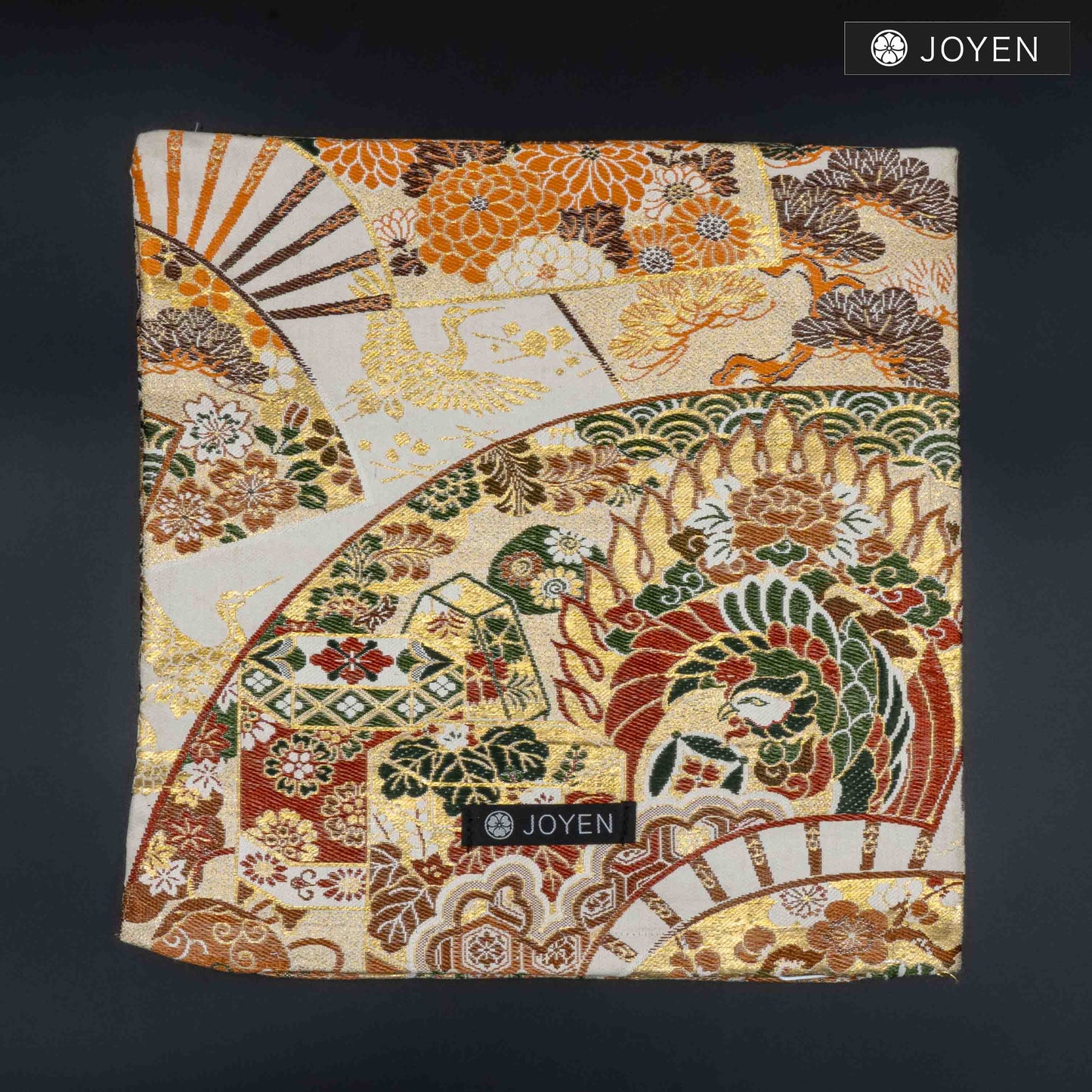 クッション 0502