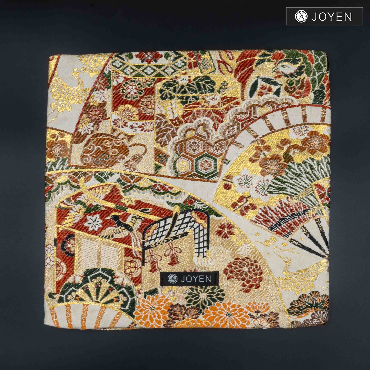 クッション 0506