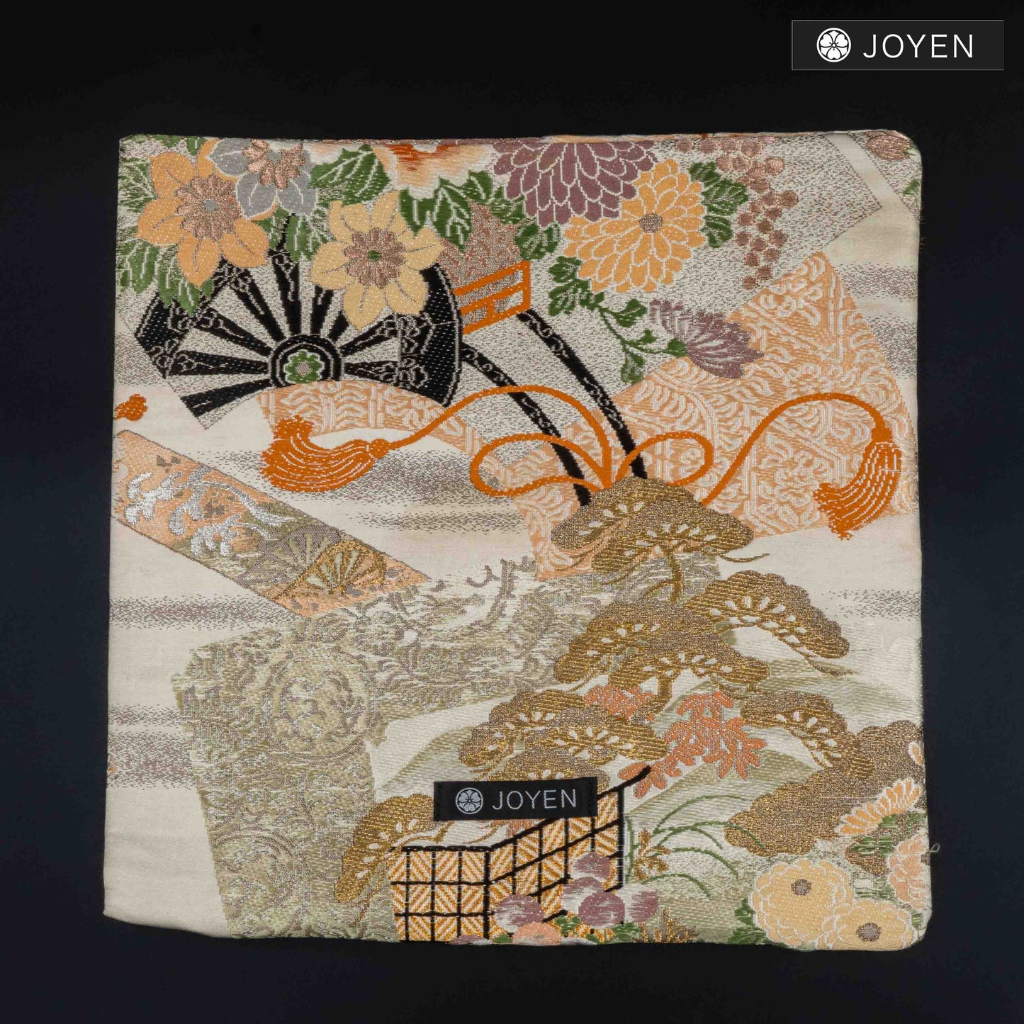 クッション 0563