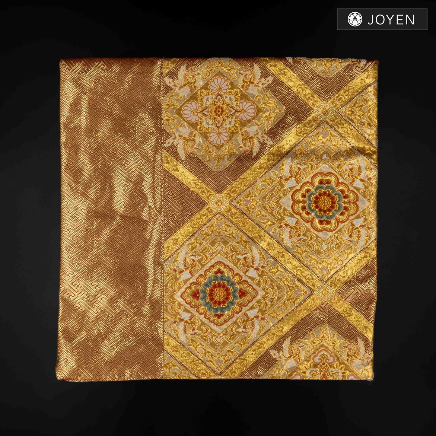 クッション 0599