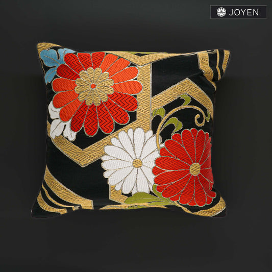 Cushion 30cmx30cm 0118