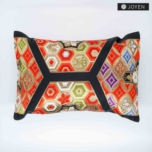 Cushion 0140