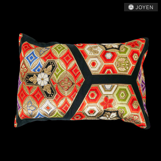 Cushion 30cmx45cm 0142
