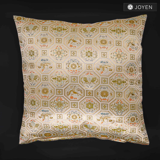 Cushion 0695