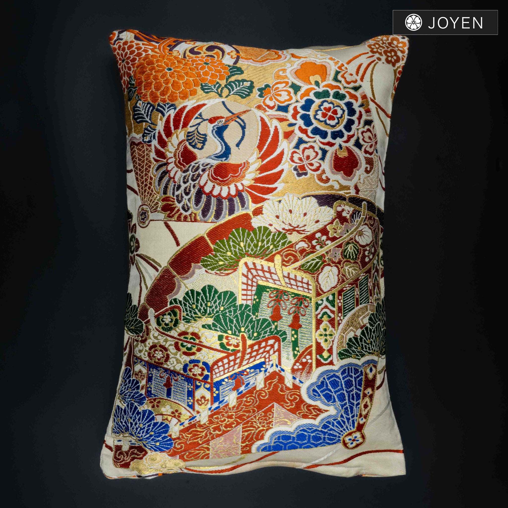 Cushion 30cmx45cm 0559