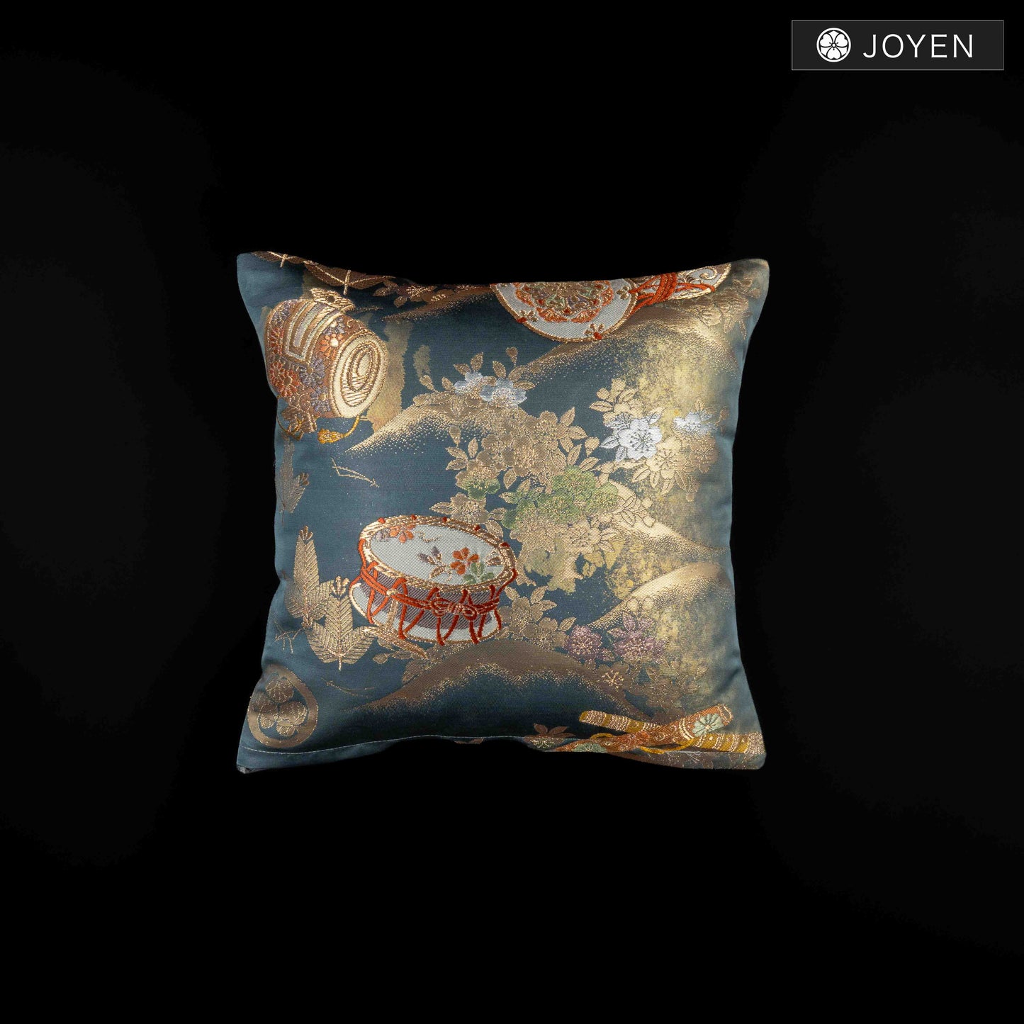 クッション 0649