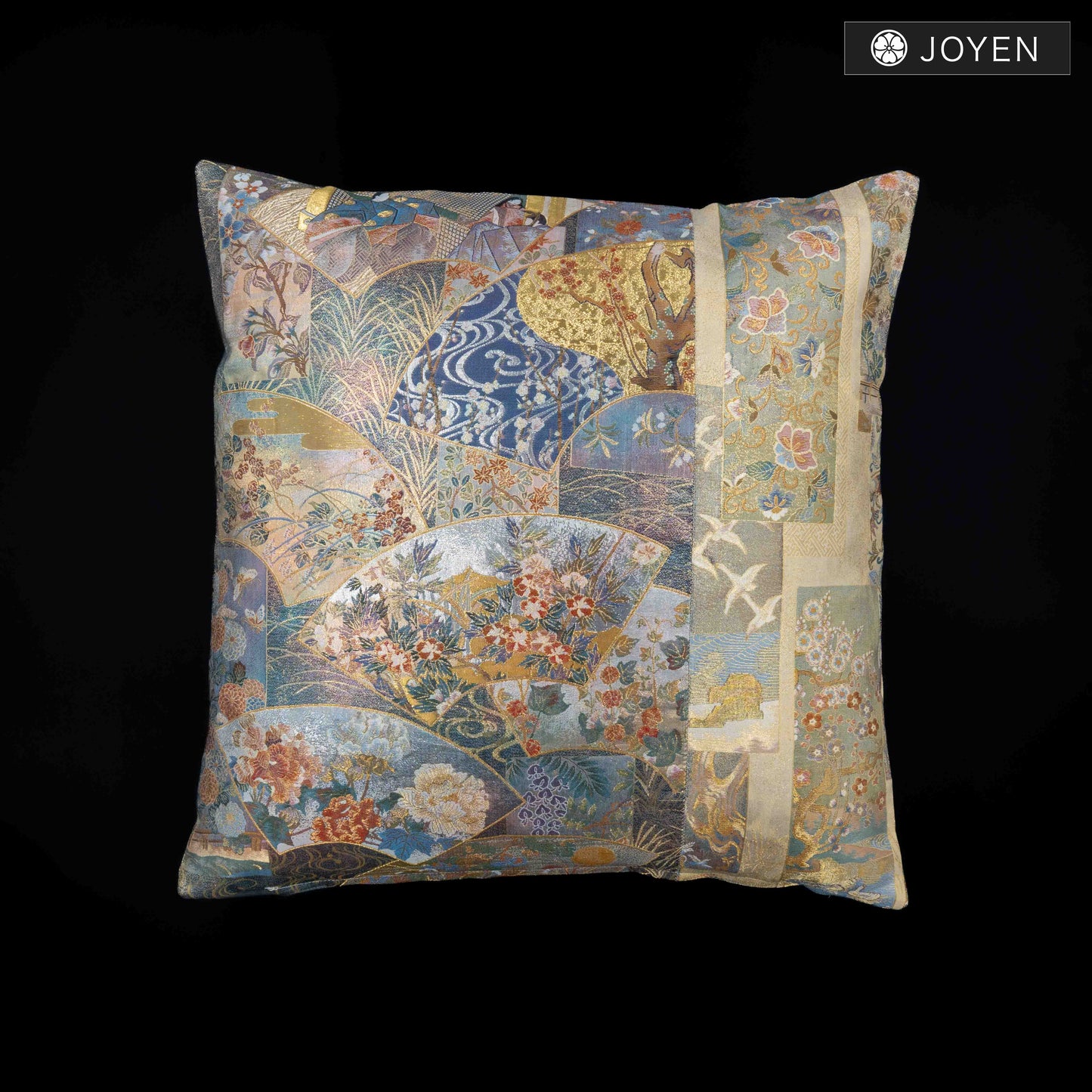 Cushion 0701