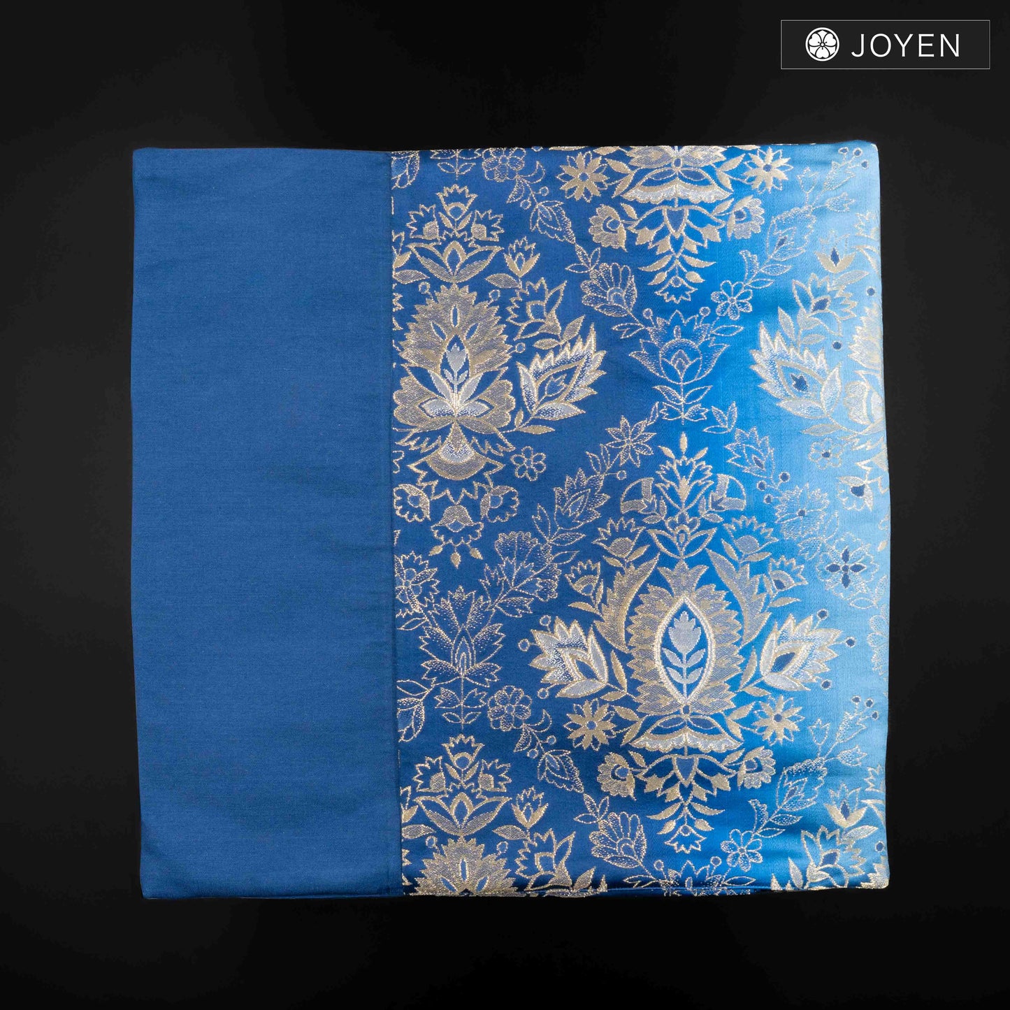 Cushion 0704