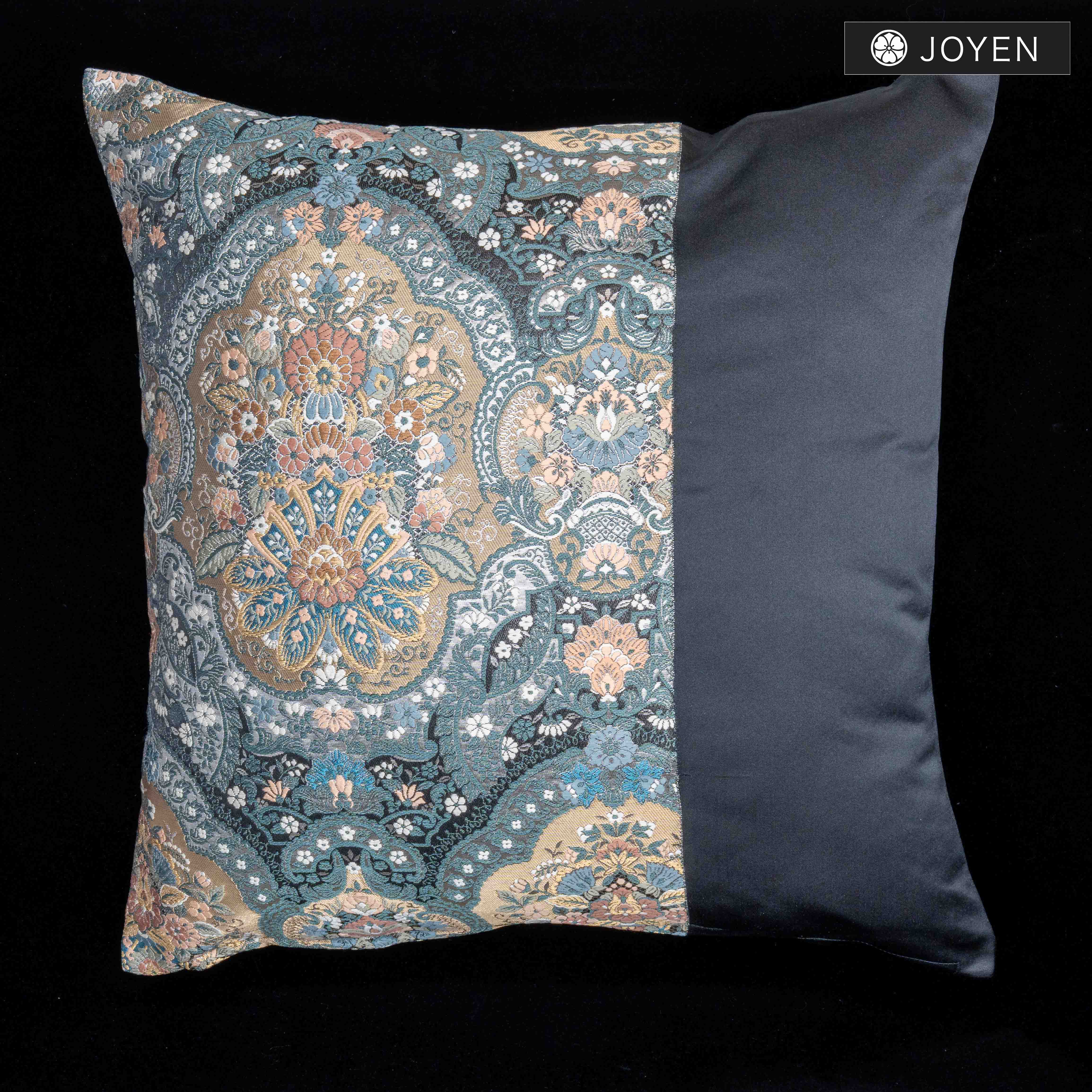 Cushion 45cmx45cm  0724