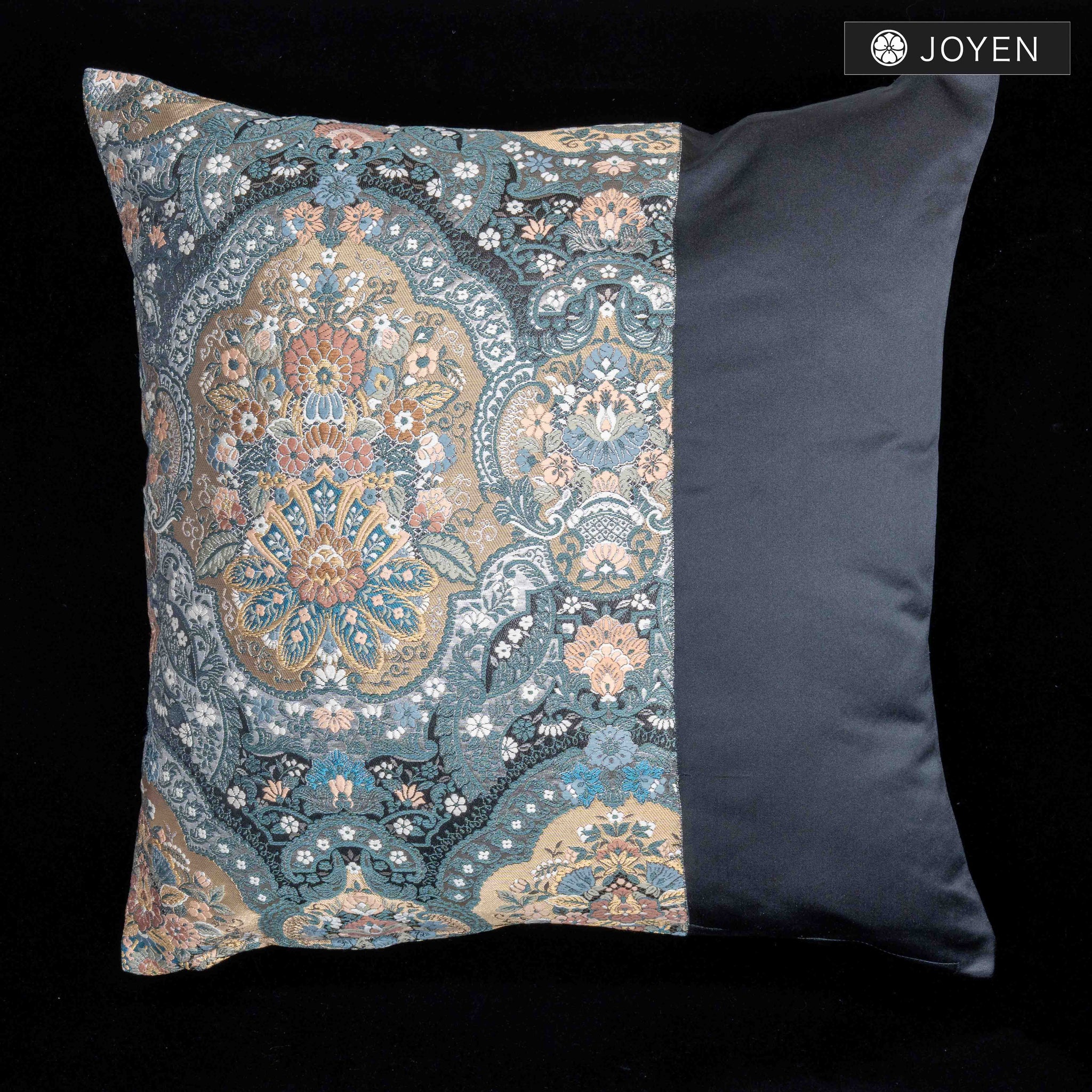 Cushion 45cmx45cm  0724