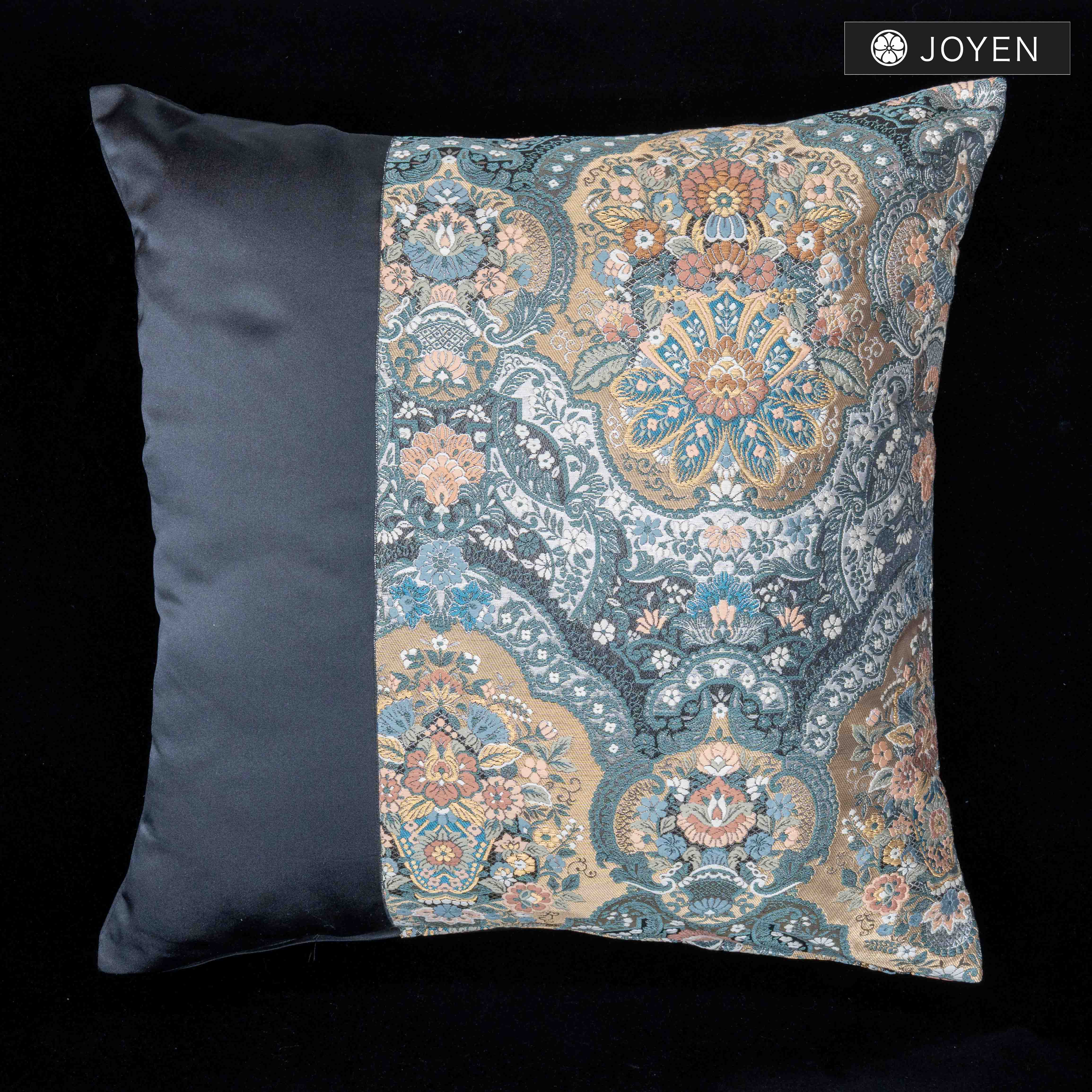 Cushion 45cmx45cm  0724