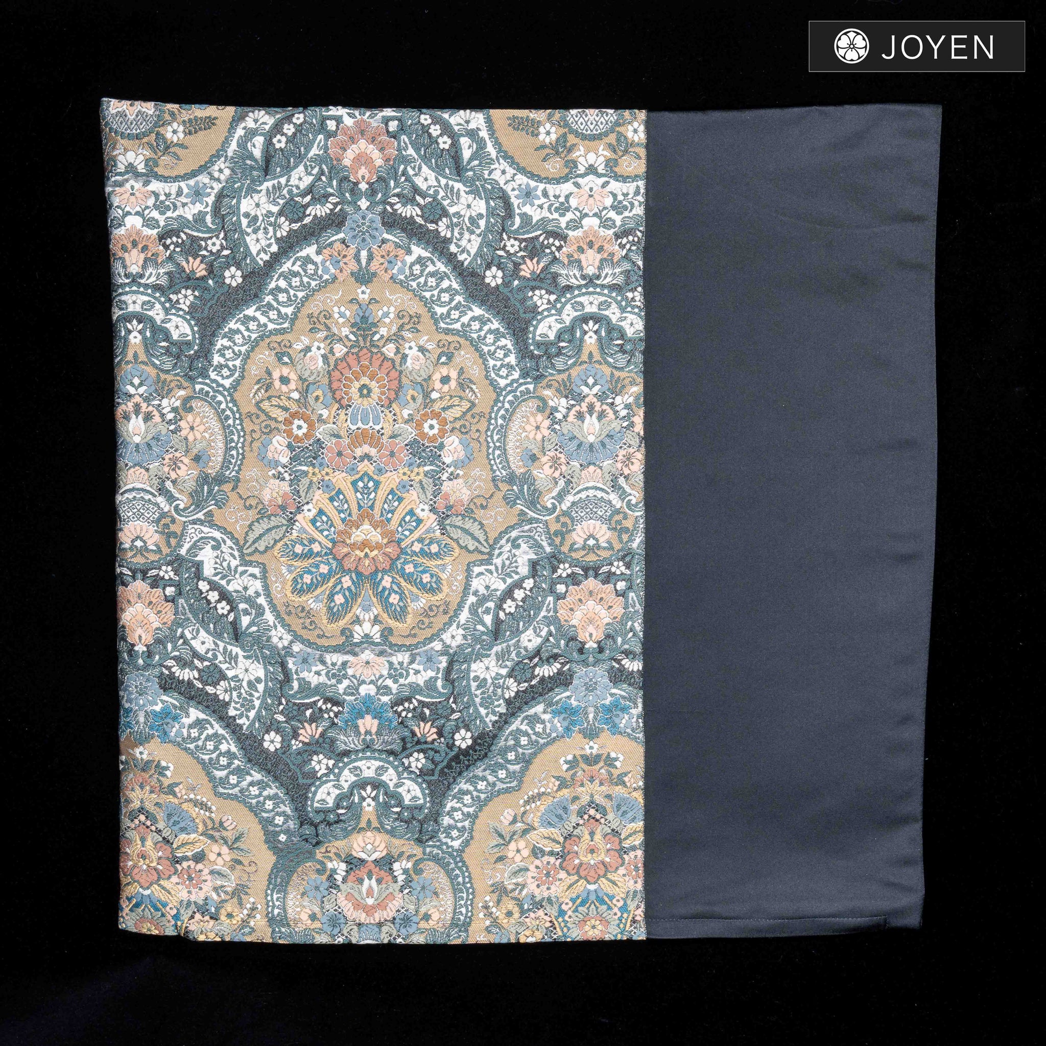 Cushion 45cmx45cm  0724