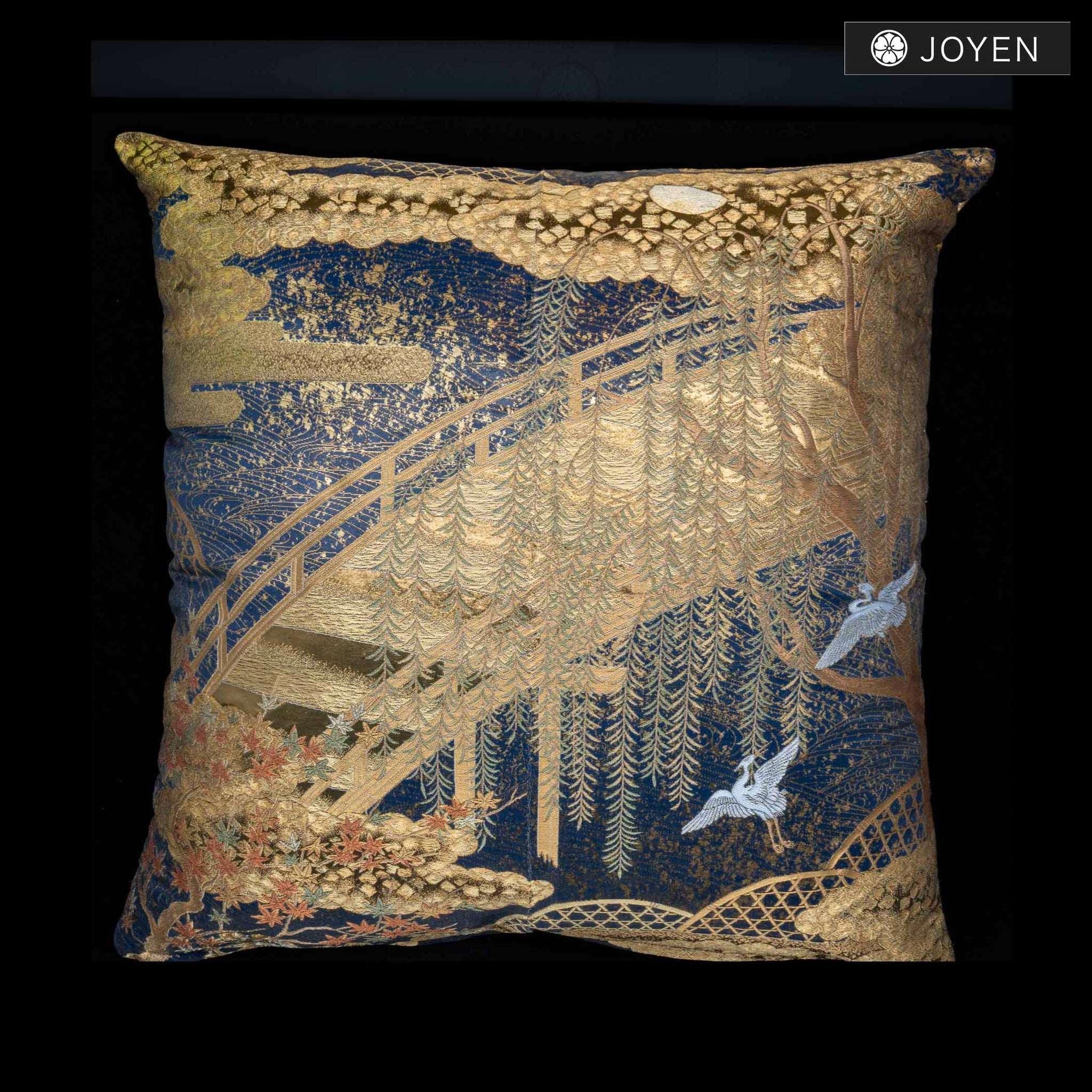 Cushion 60cmx60cm  0730