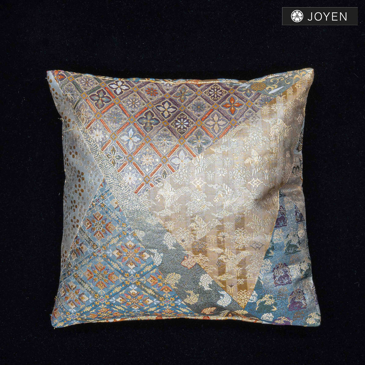 Cushion 30cmx30cm 0739