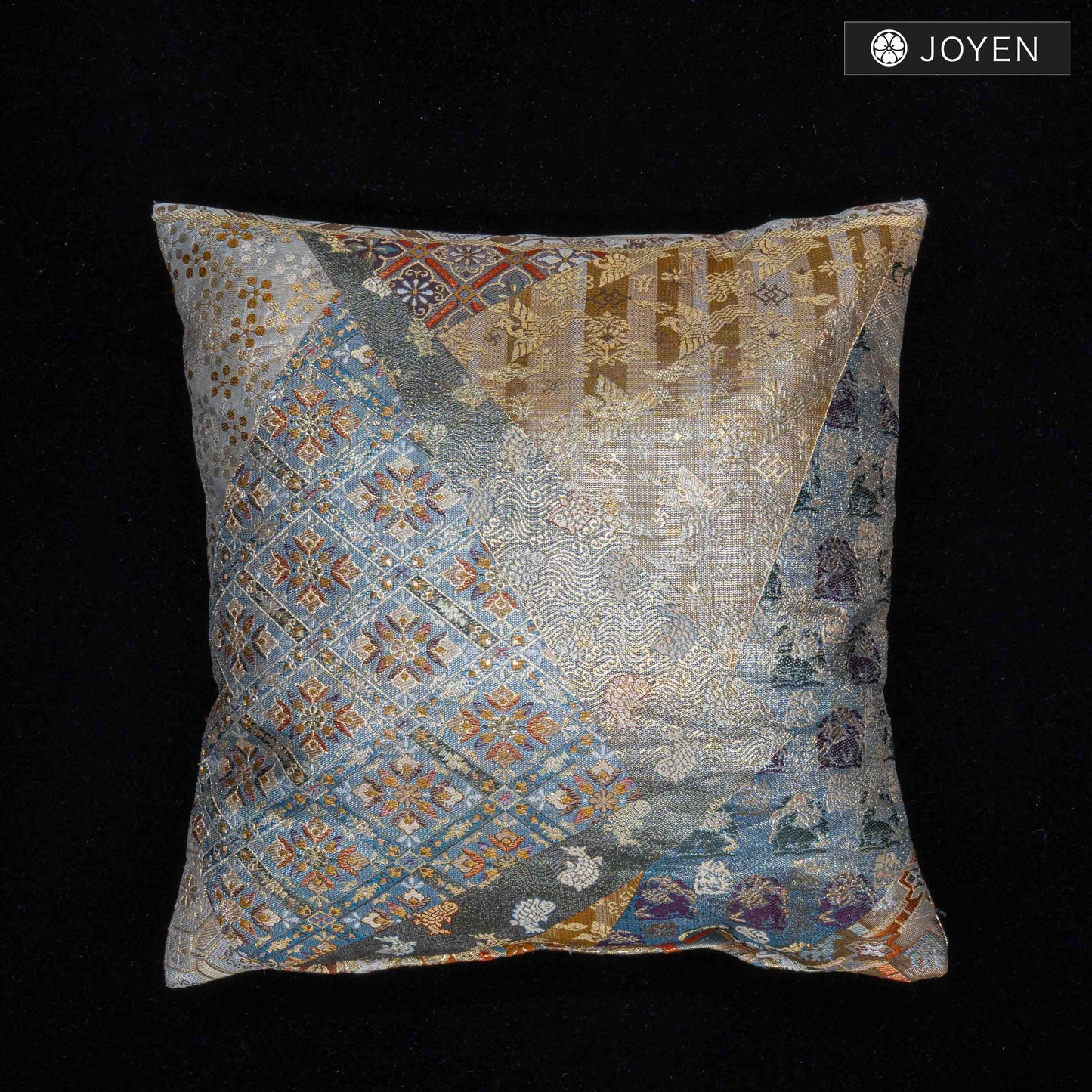 Cushion 30cmx30cm 0743