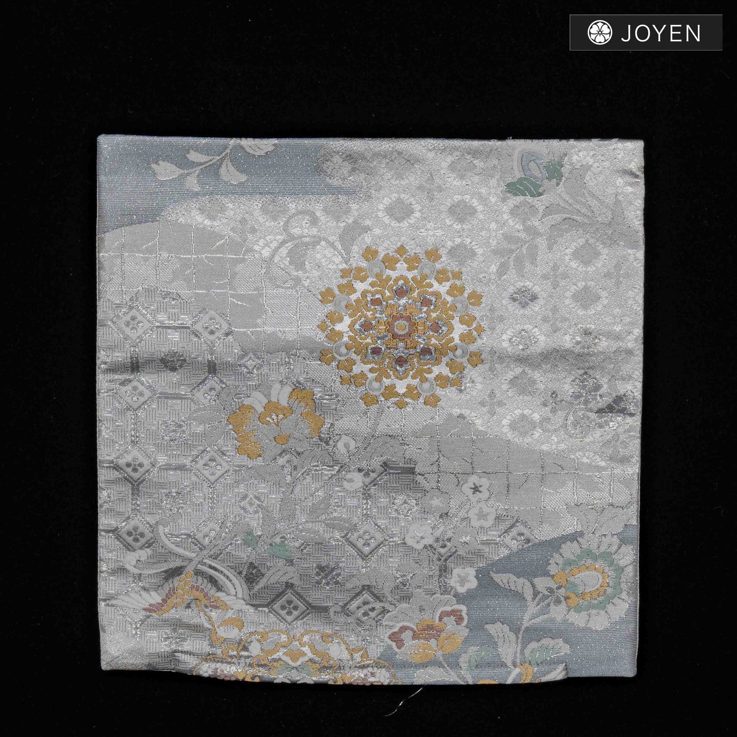 Cushion 30cmx30cm 0748
