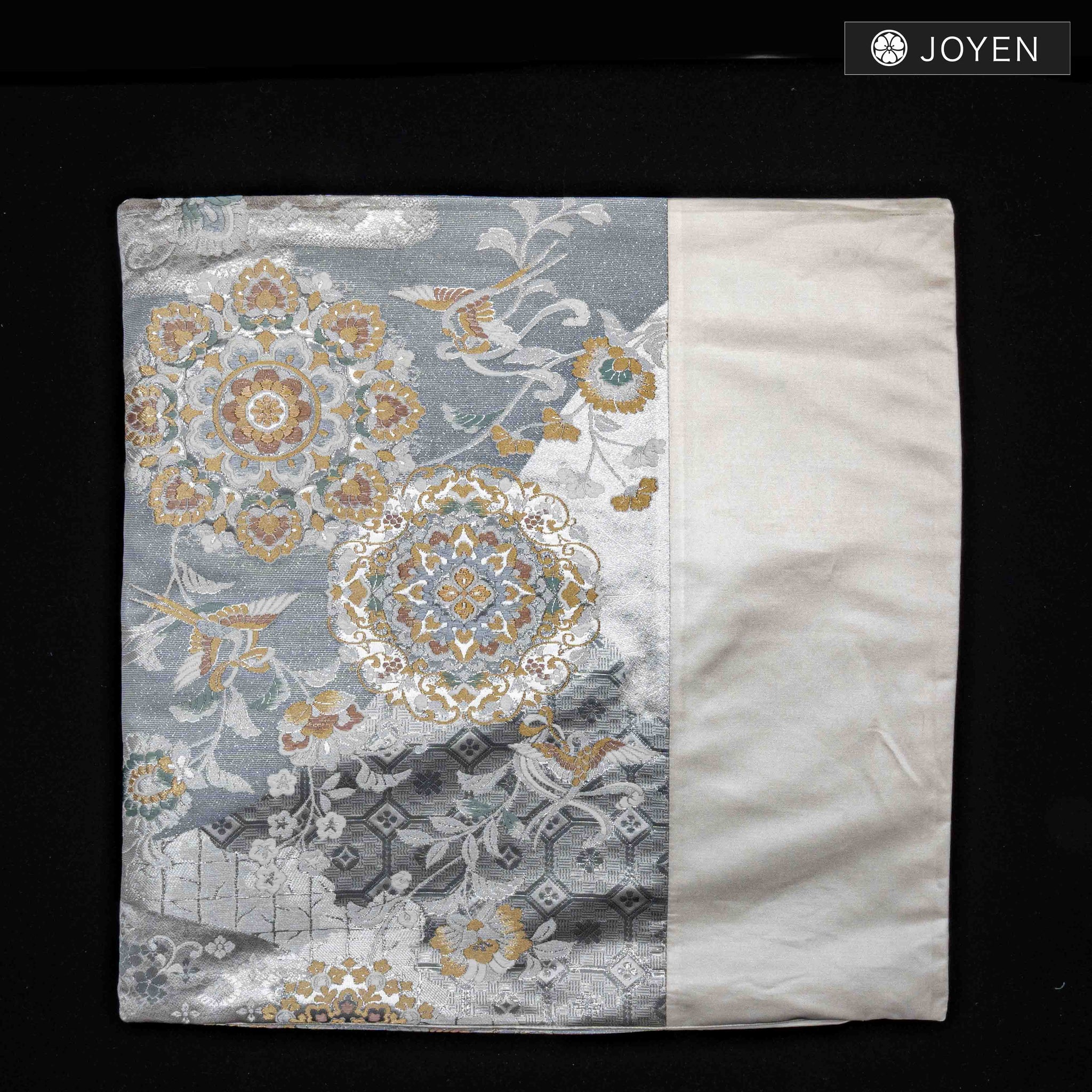 Cushion 45cmx45cm  0749