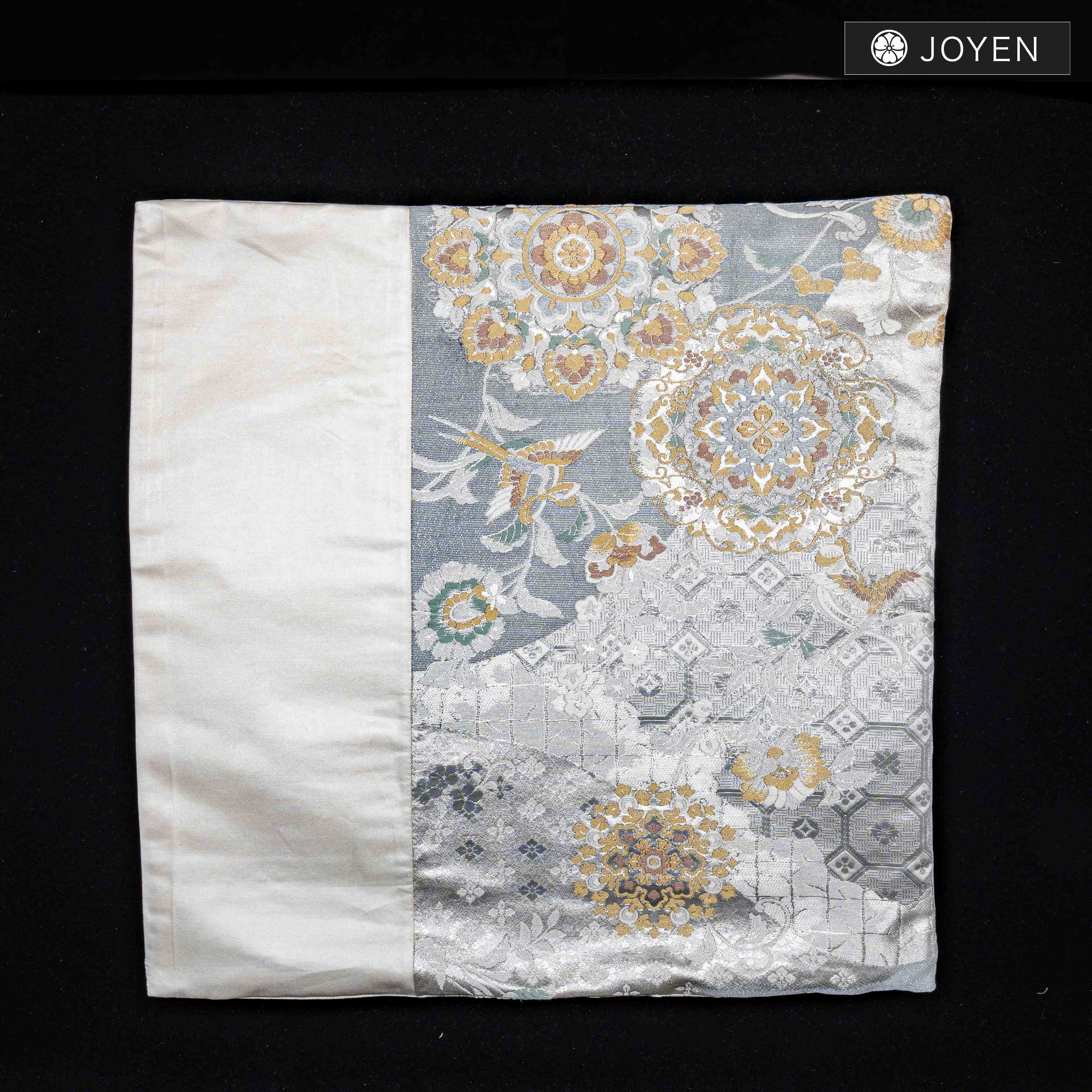 Cushion 45cmx45cm  0750