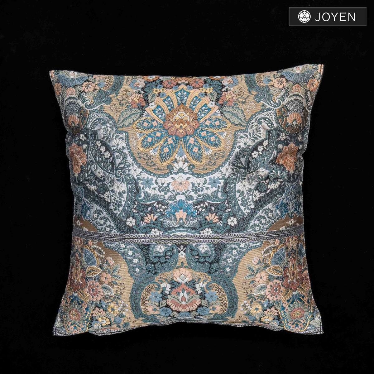 Cushion 30cmx30cm 0789