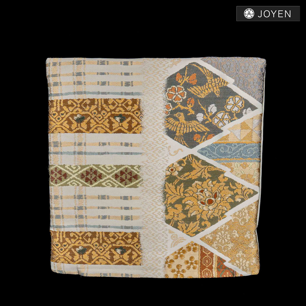 Cushion 30cmx30cm 0832